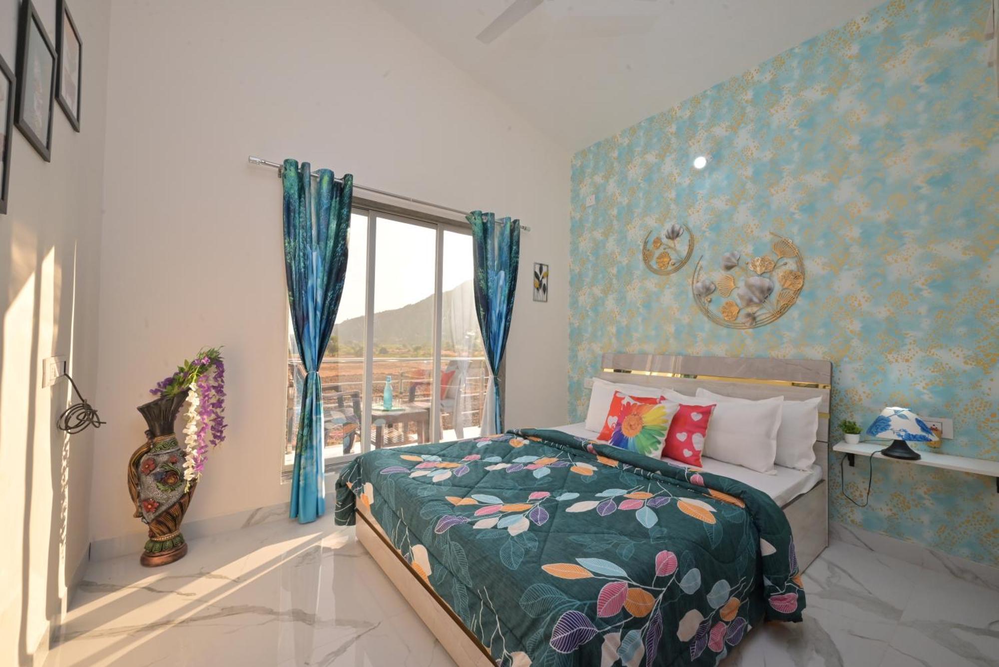 Empyrean Stay II Mirage Villa II Ac II 4Bhk II Largest Pool In Lonavala Li エクステリア 写真